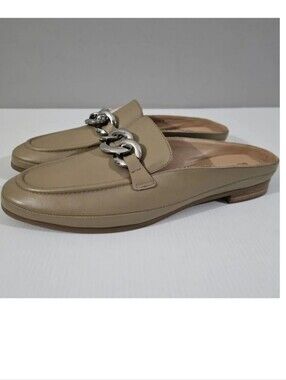 Blondo Bryce Leather Loafer Mule Sand Tan Leather Chain Water Resistant Women 10